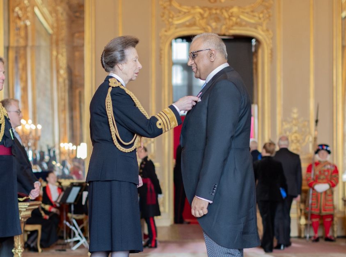 Birmingham-born businessman Safaraz Ali collects MBE after championing apprenticeships and inclusion