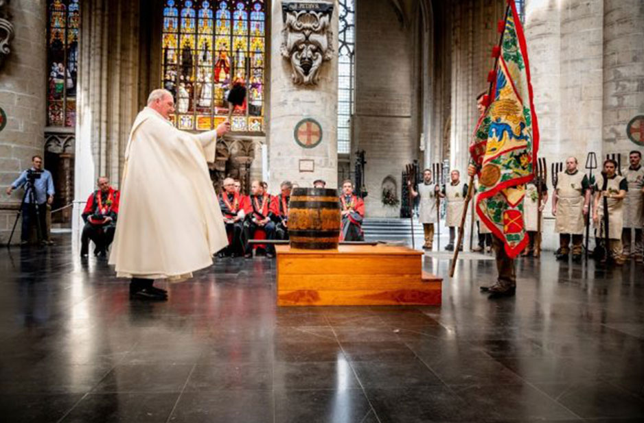Belgian brewers gather for annual blessing of beer