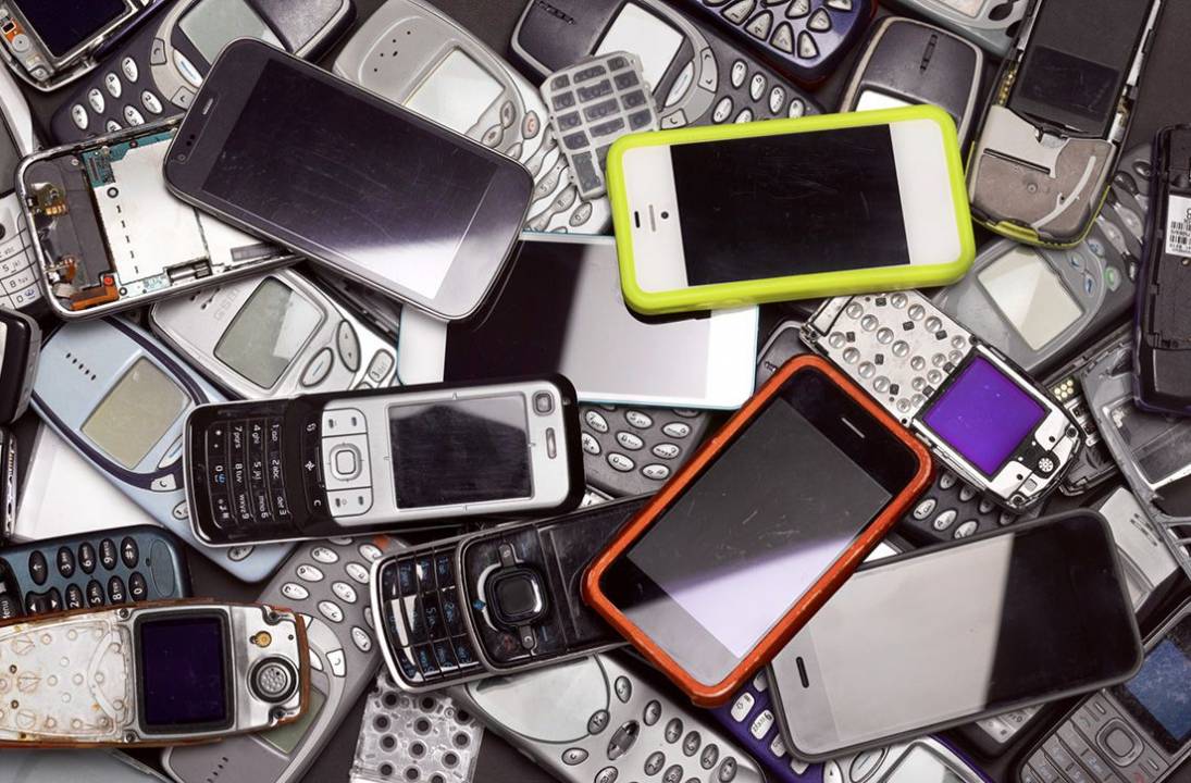 Scotland's bold recycling project rescues old smartphones